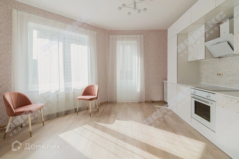 Продаётся 2-комнатная квартира, 69.9 м²