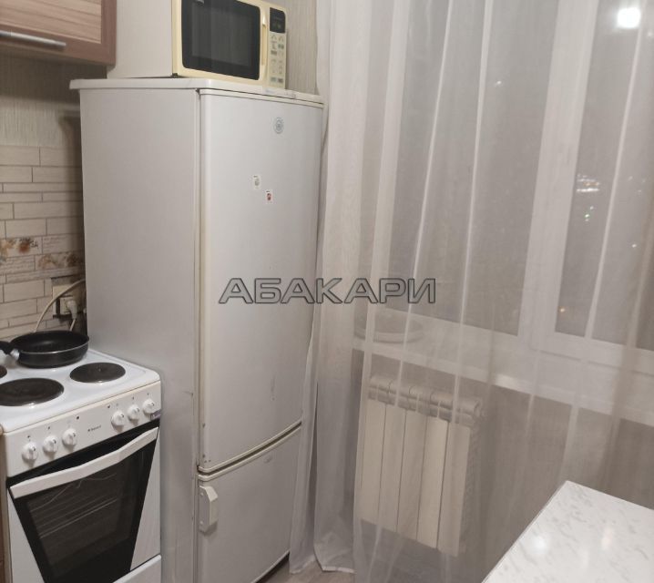 Сдаётся 1-комнатная квартира, 42 м²
