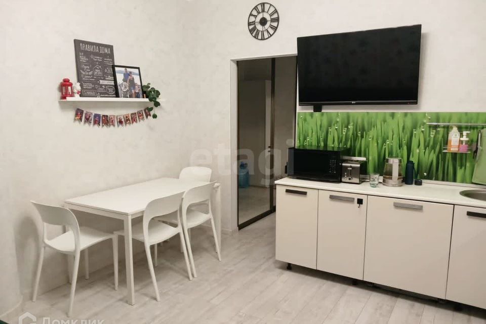 Продаётся 2-комнатная квартира, 80 м²