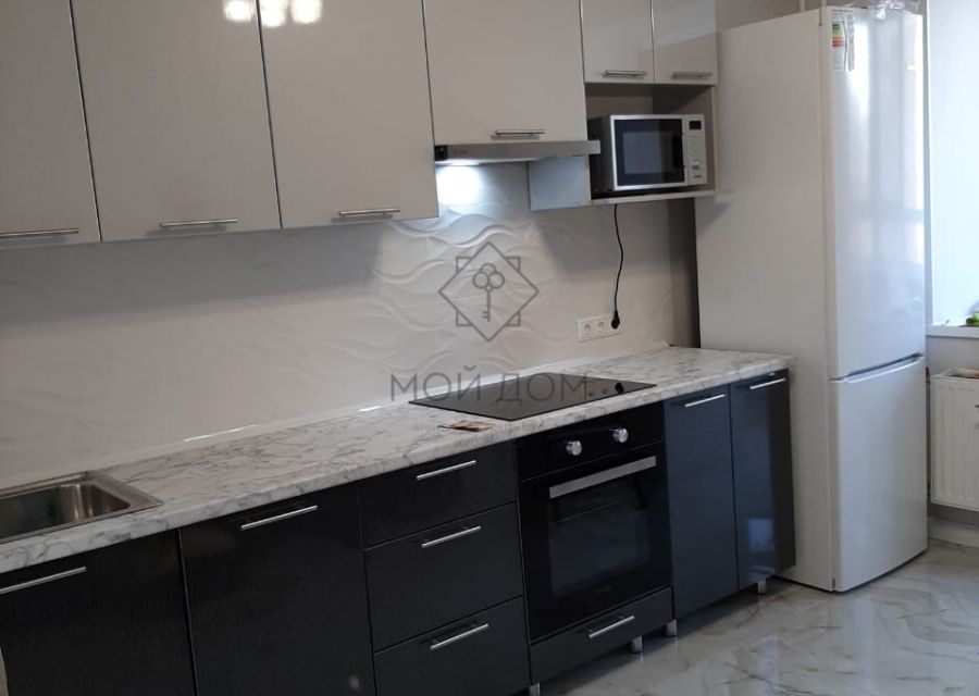 Сдаётся 3-комнатная квартира, 94 м²