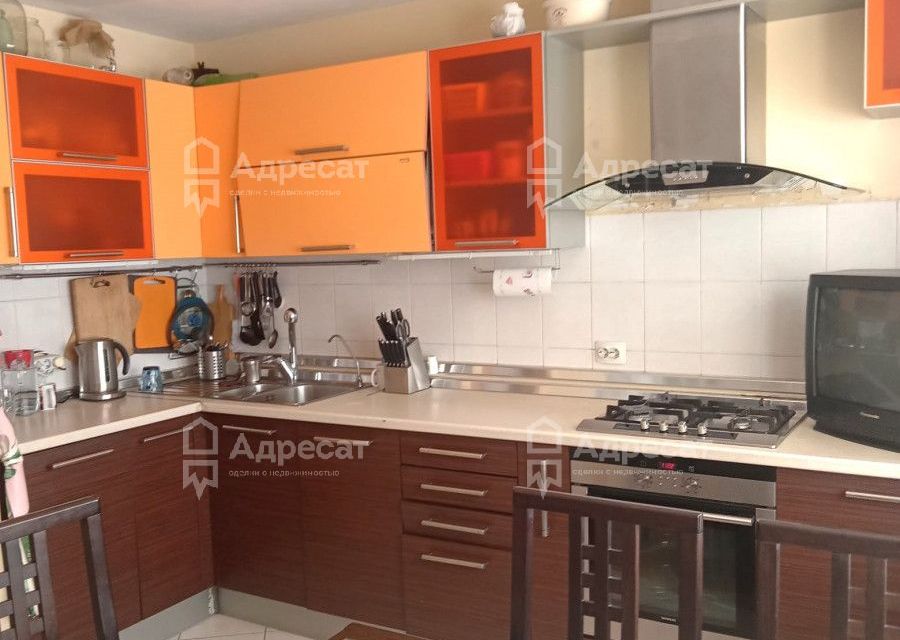Продаётся 4-комнатная квартира, 109.2 м²