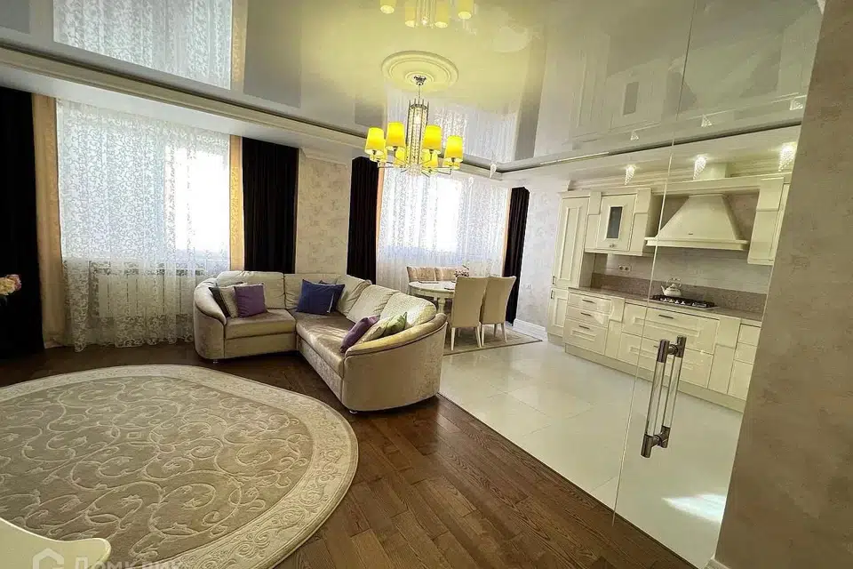 Продаётся 2-комнатная квартира, 76 м²