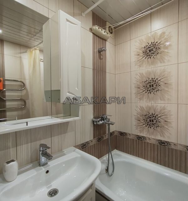 Сдаётся 2-комнатная квартира, 52 м²