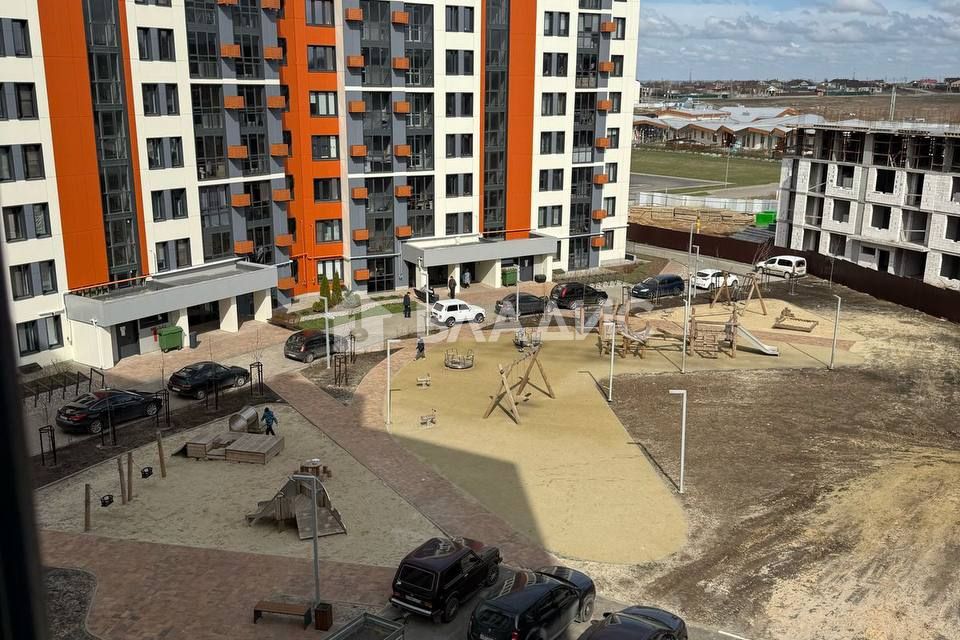 Продаётся 2-комнатная квартира, 64.1 м²
