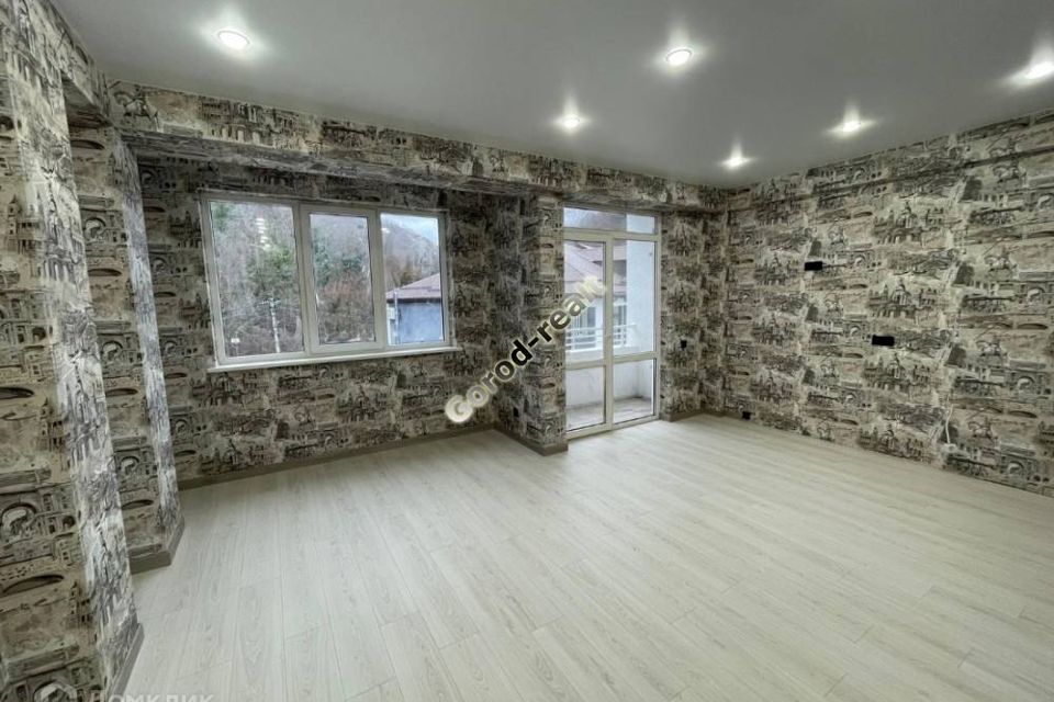 Продаётся 1-комнатная квартира, 37 м²