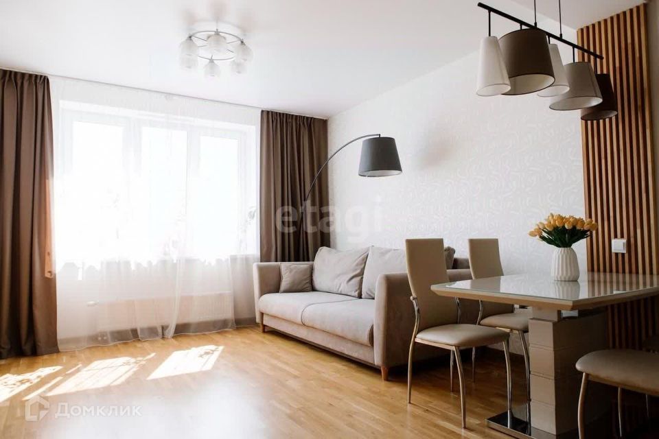 Сдаётся 4-комнатная квартира, 103 м²