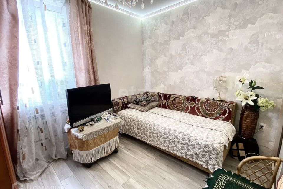 Продаётся 1-комнатная квартира, 39.7 м²