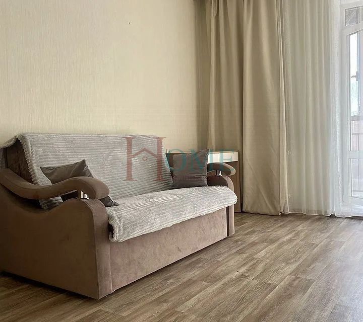 Сдаётся 1-комнатная квартира, 39 м²