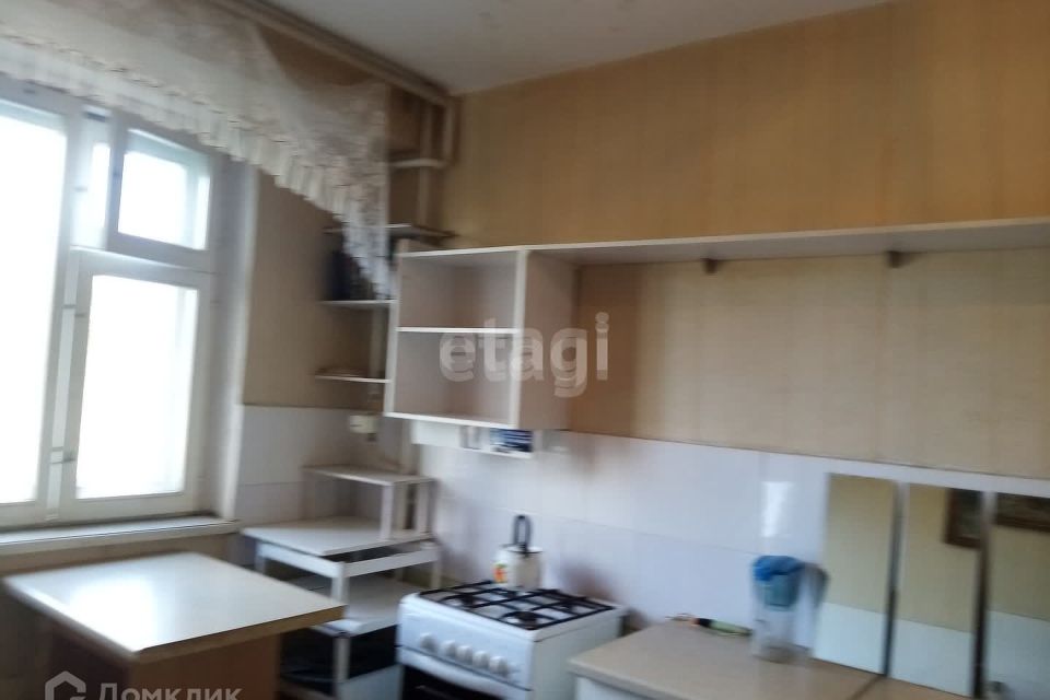 Сдаётся 2-комнатная квартира, 61.6 м²