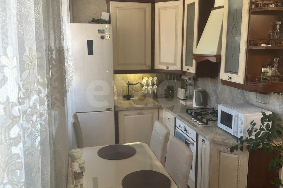 Продаётся 3-комнатная квартира, 51 м²