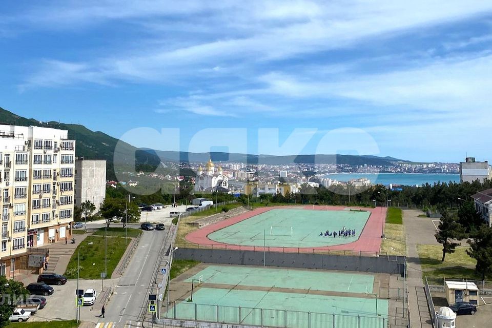 Продаётся 1-комнатная квартира, 42.8 м²