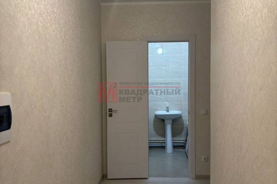 Продаётся 1-комнатная квартира, 39 м²