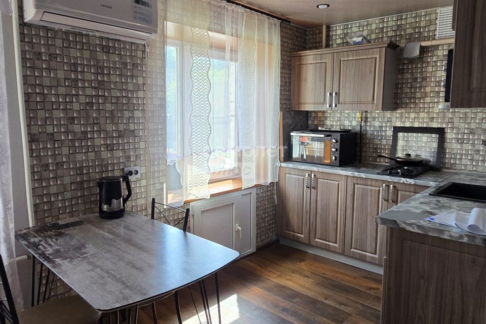 Продаётся 2-комнатная квартира, 42.1 м²