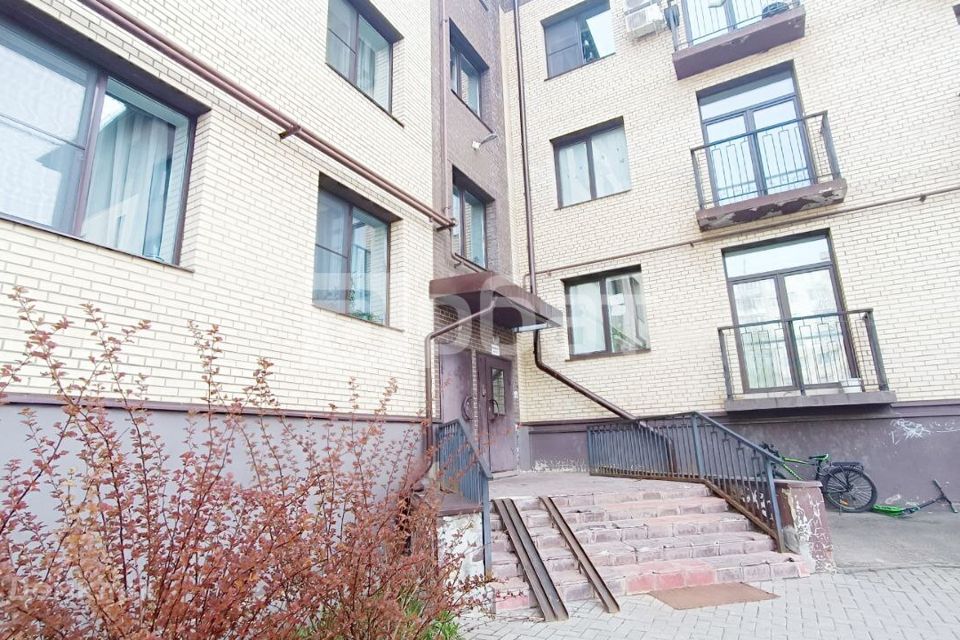 Продаётся 1-комнатная квартира, 47.3 м²