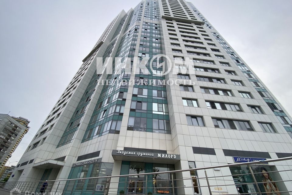 Продаётся 3-комнатная квартира, 102 м²