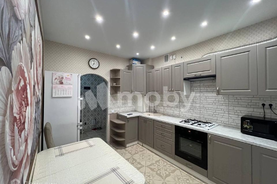 Продаётся 2-комнатная квартира, 60 м²