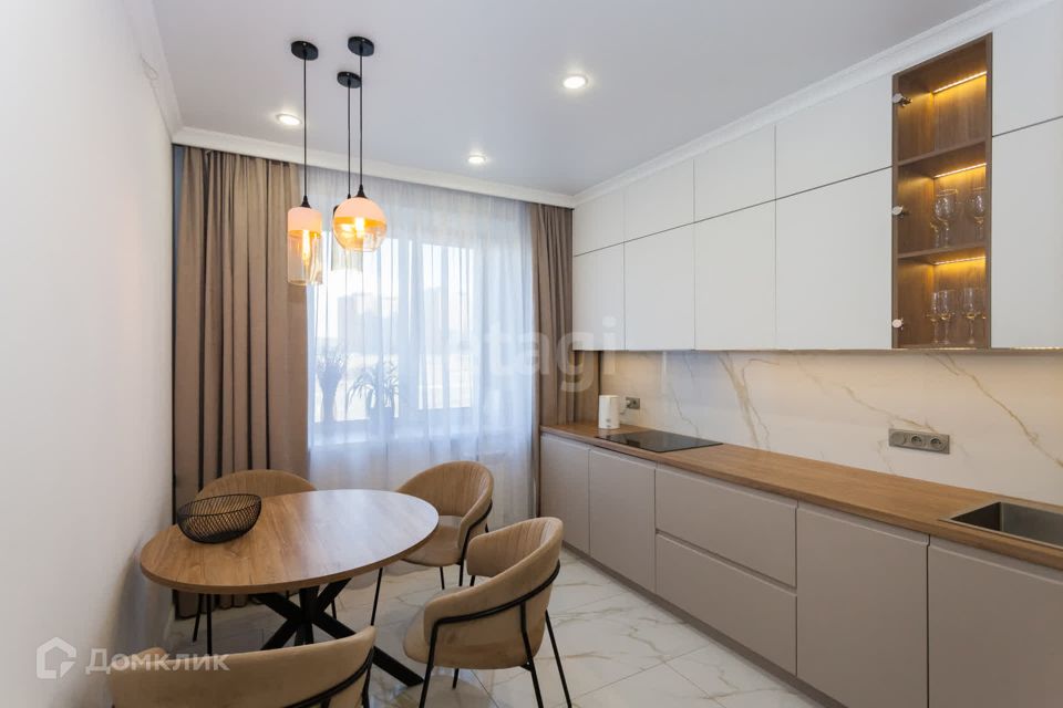 Продаётся 2-комнатная квартира, 62.1 м²