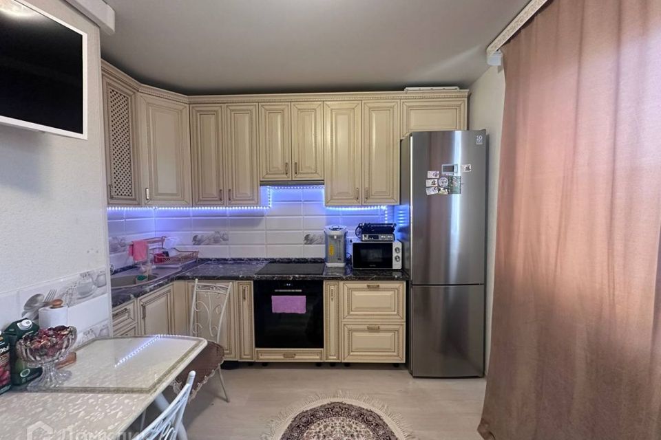 Продаётся 2-комнатная квартира, 71.3 м²
