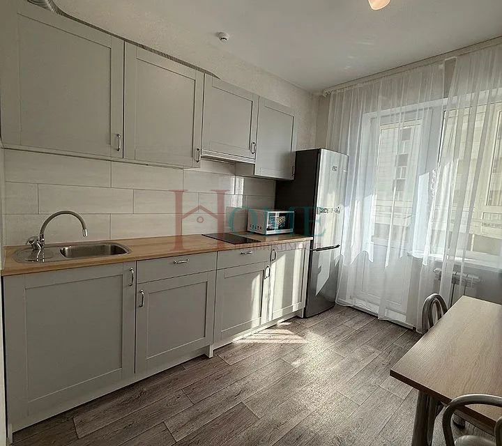 Сдаётся 1-комнатная квартира, 40 м²