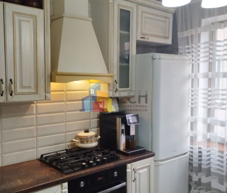 Продаётся 4-комнатная квартира, 78.5 м²