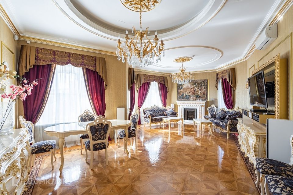 Сдаётся 3-комнатная квартира, 117.5 м²