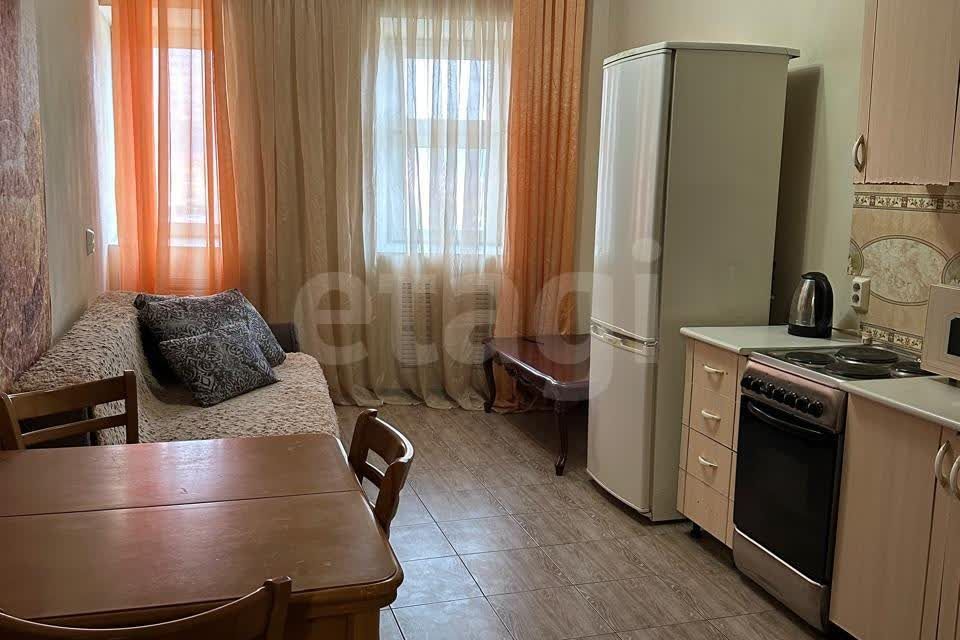 Сдаётся 2-комнатная квартира, 58.1 м²
