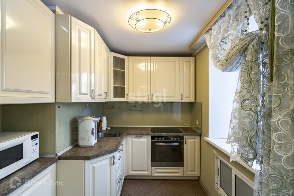 Сдаётся 2-комнатная квартира, 56.4 м²