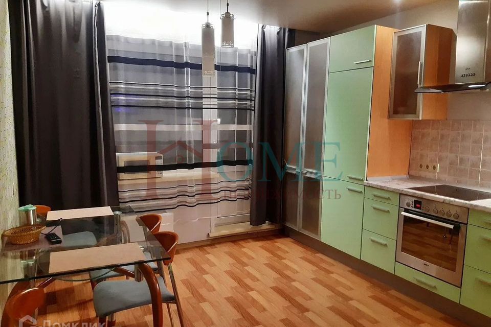 Сдаётся 3-комнатная квартира, 83 м²