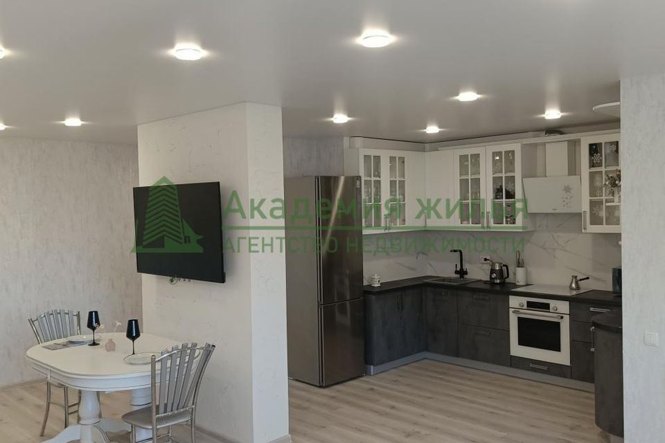 Продаётся 2-комнатная квартира, 58.8 м²
