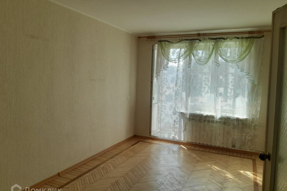 Продаётся 3-комнатная квартира, 54.4 м²