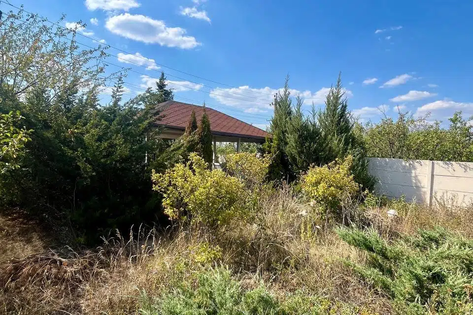 Продаётся 3-этажный дом, 330 м²