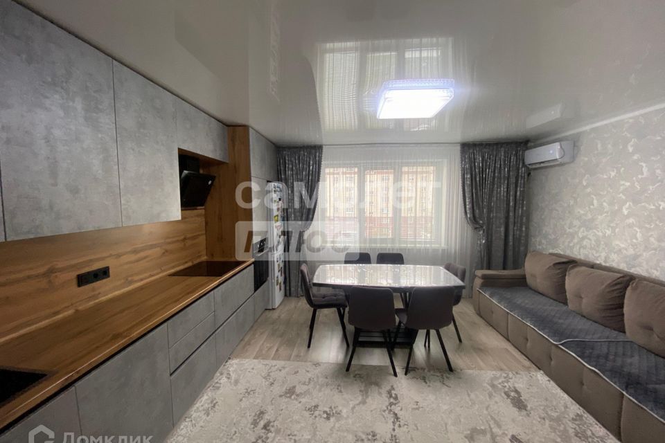 Продаётся 3-комнатная квартира, 65.5 м²