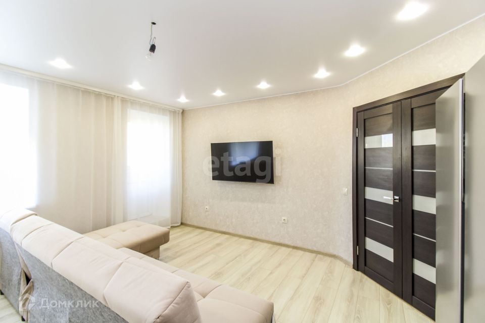 Продаётся 2-комнатная квартира, 62.8 м²