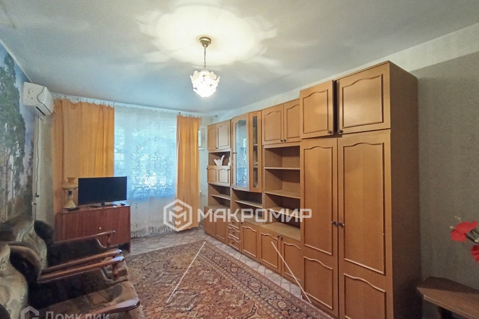 Продаётся 1-комнатная квартира, 32 м²