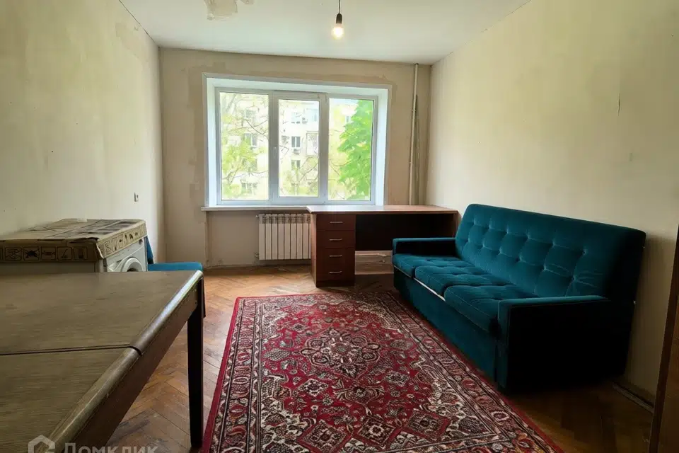 Продаётся 3-комнатная квартира, 61.8 м²