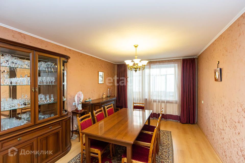 Продаётся 6-комнатная квартира, 156.4 м²