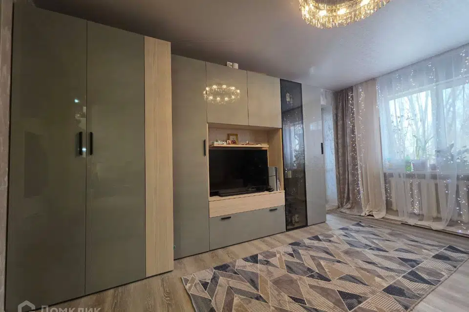 Продаётся 3-комнатная квартира, 74.6 м²