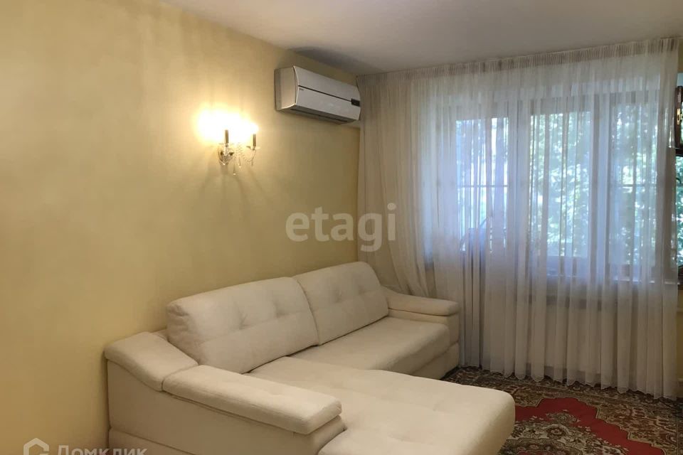 Продаётся 2-комнатная квартира, 46.6 м²