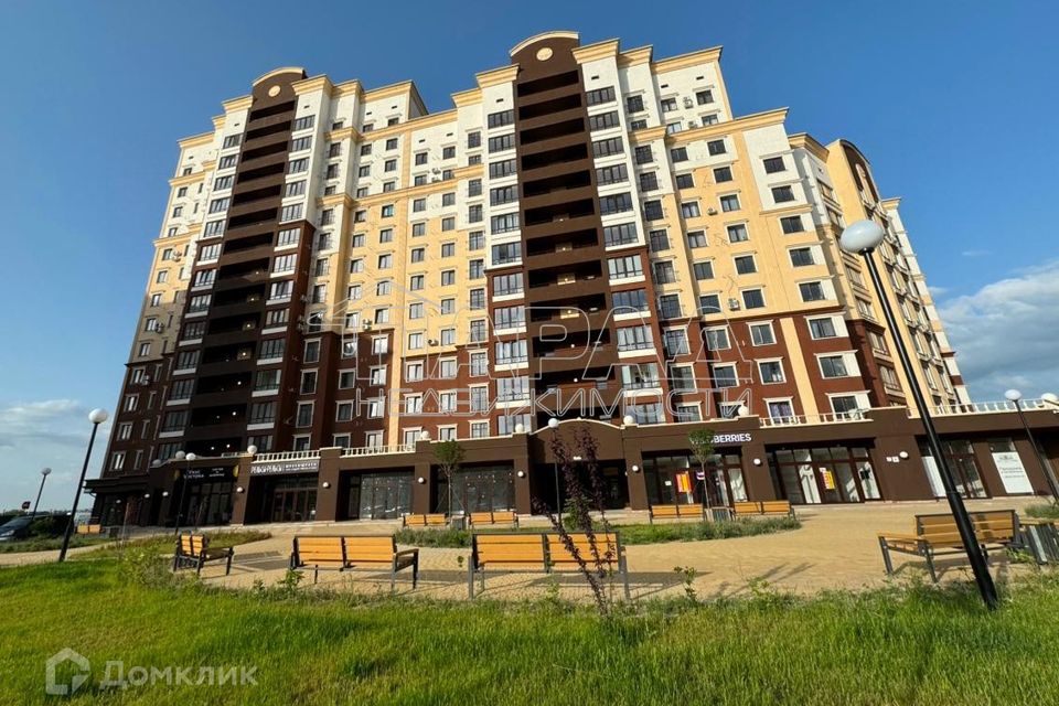 Продаётся 1-комнатная квартира, 40.6 м²