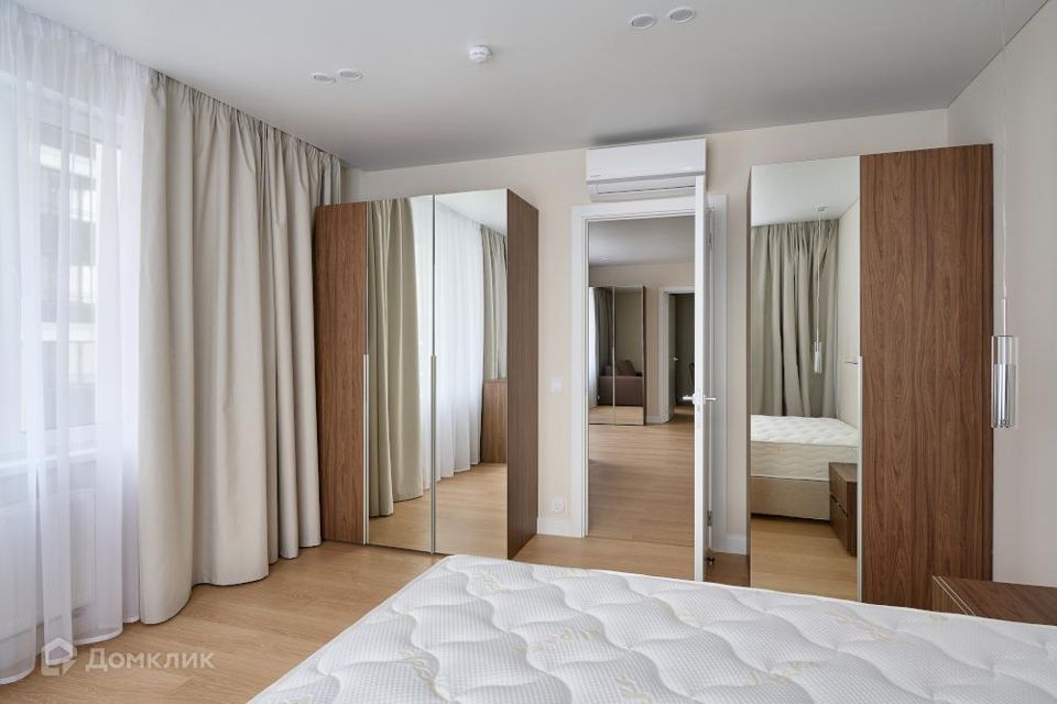 Сдаётся 2-комнатная квартира, 64 м²