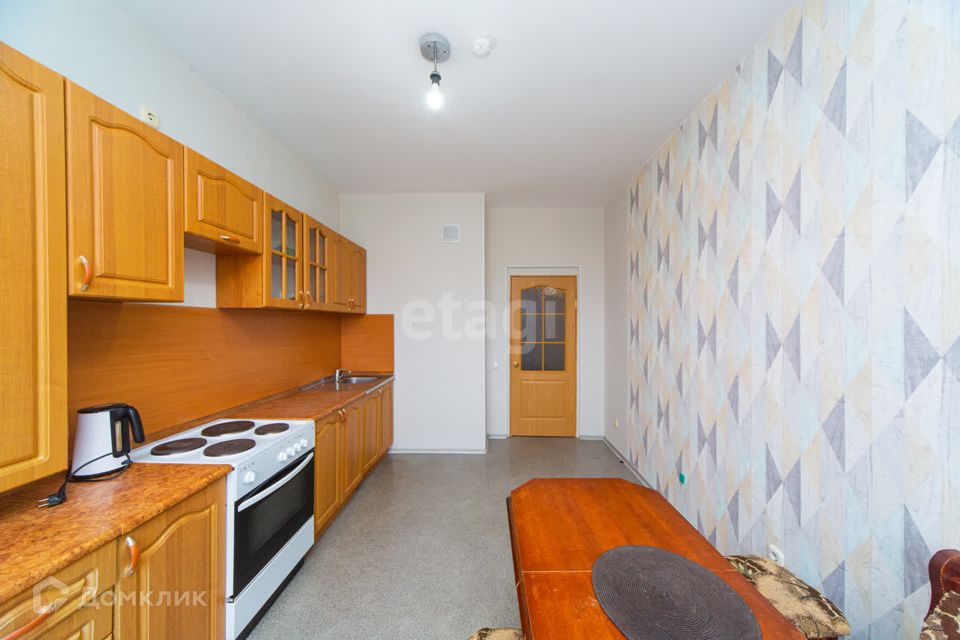 Продаётся 2-комнатная квартира, 60.8 м²