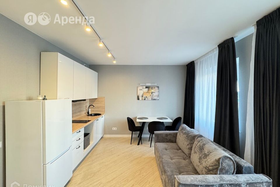 Сдаётся 4-комнатная квартира, 27 м²