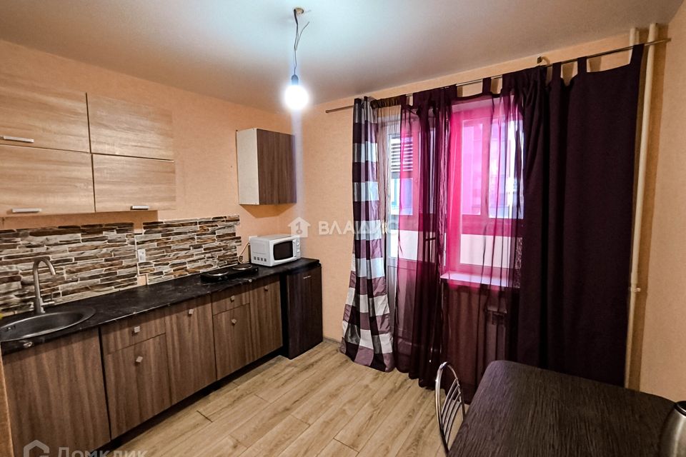 Продаётся 1-комнатная квартира, 37.8 м²