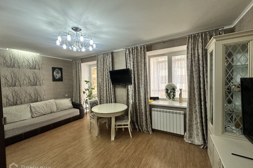Продаётся 1-комнатная квартира, 50 м²