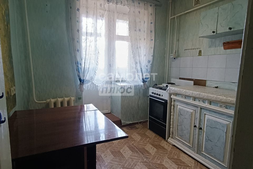 Продаётся 1-комнатная квартира, 35.8 м²