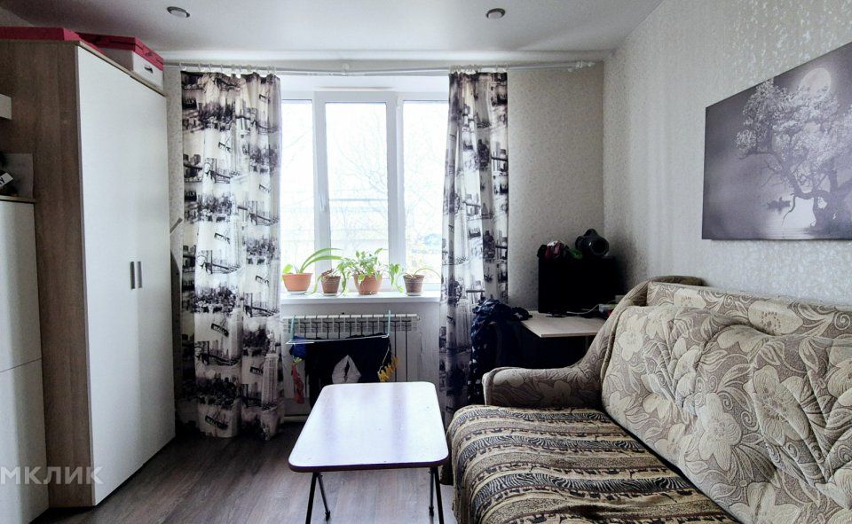 Продаётся 3-комнатная квартира, 51.3 м²