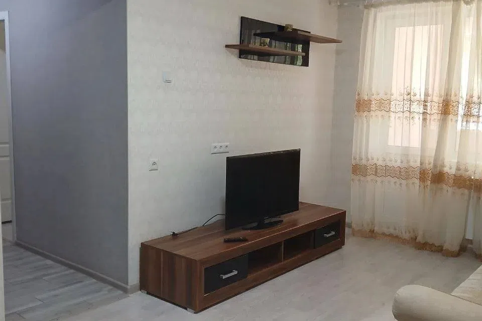 Продаётся 2-комнатная квартира, 43.3 м²