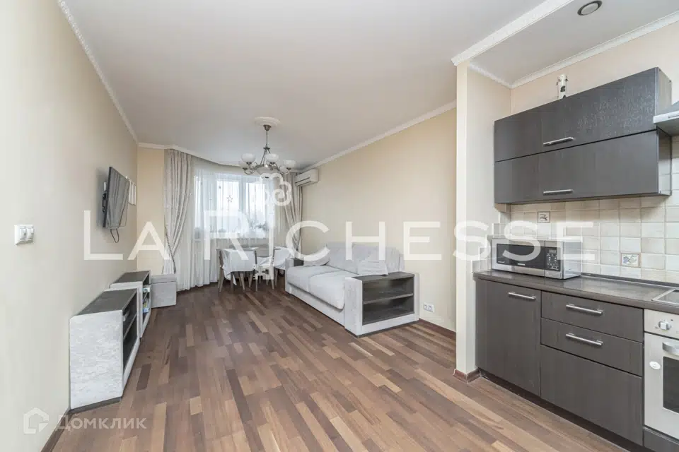 Продаётся 2-комнатная квартира, 71.6 м²