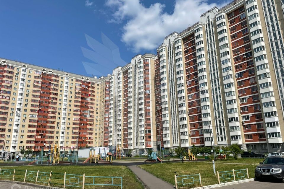 Продаётся 2-комнатная квартира, 60.3 м²