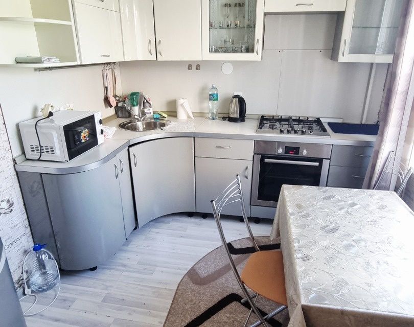 Продаётся 3-комнатная квартира, 71.7 м²
